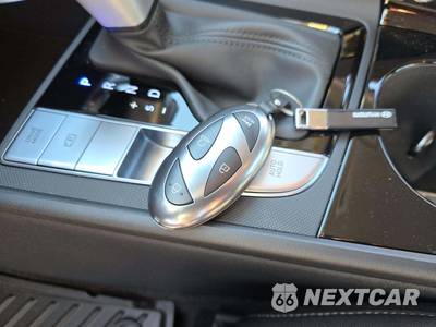 2026 Hyundai Elantra Hybrid Blue - zdjęcie 8 z 22 - miniatura