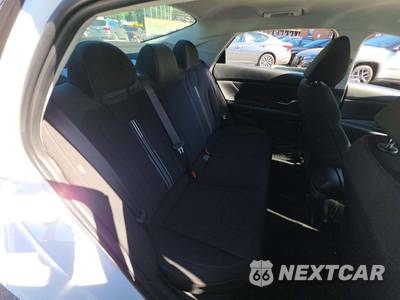 2026 Hyundai Elantra Hybrid Blue - zdjęcie 16 z 22 - miniatura