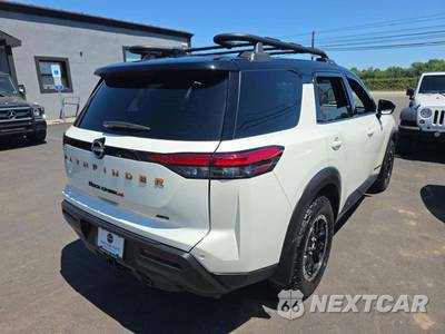 2024 Nissan Pathfinder Rock Creek - zdjęcie 3 z 22 - miniatura