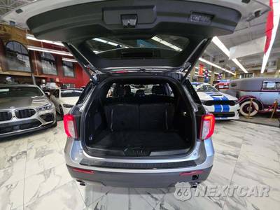 2023 Ford Explorer ST-Line - zdjęcie 15 z 30 - miniatura