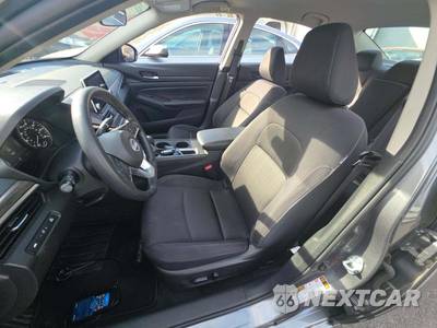 2025 Nissan Altima SV - zdjęcie 6 z 22 - miniatura