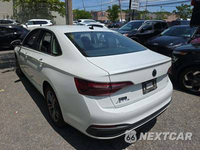 2023 Volkswagen Jetta SE - zdjęcie 2 z 21 - miniatura