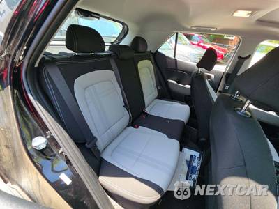 2023 Hyundai Venue SEL - zdjęcie 16 z 25 - miniatura