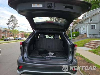 2023 Toyota Highlander XSE - zdjęcie 15 z 34 - miniatura