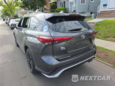 2023 Toyota Highlander XSE - zdjęcie 2 z 34 - miniatura