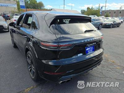 2019 Porsche Cayenne Turbo - zdjęcie 2 z 23 - miniatura
