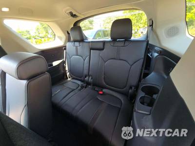2025 Honda Pilot Touring - zdjęcie 14 z 26 - miniatura