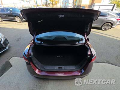 2025 Nissan Sentra SV - zdjęcie 14 z 23 - miniatura