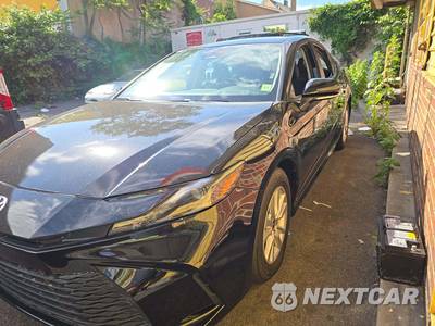 2025 Toyota Camry LE - zdjęcie 1 z 25 - miniatura