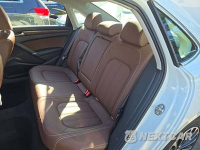 2022 Volkswagen Passat 2.0T Limited Edition - zdjęcie 13 z 24 - miniatura