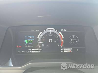 2026 Toyota Tundra Limited Crew Cab Short Bed - zdjęcie 6 z 17 - miniatura