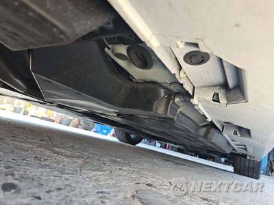 2024 Toyota Camry Hybrid SE - zdjęcie 14 z 23 - miniatura