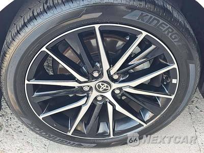 2024 Toyota Camry Hybrid SE - zdjęcie 22 z 23 - miniatura
