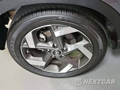 2025 Hyundai Venue SEL - zdjęcie 18 z 19 - miniatura