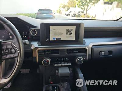2025 Toyota 4Runner SR5 - zdjęcie 7 z 22 - miniatura