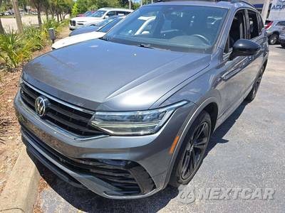 2023 Volkswagen Tiguan SE R-Line Black