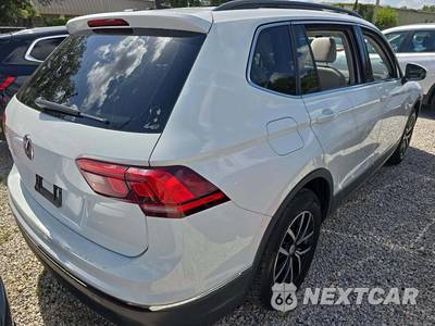 2021 Volkswagen Tiguan SE - zdjęcie 3 z 24 - miniatura