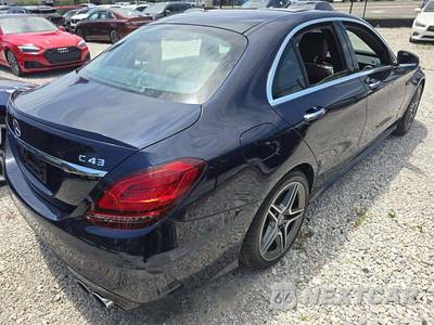 2021 Mercedes-Benz AMG C 43 4MATIC Sedan - zdjęcie 3 z 24 - miniatura