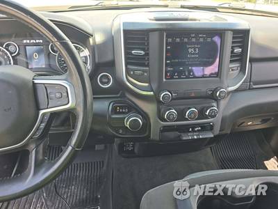 2021 Ram 1500 Big Horn Crew Cab Short Bed - zdjęcie 10 z 27 - miniatura