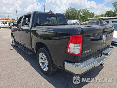 2021 Ram 1500 Big Horn Crew Cab Short Bed - zdjęcie 2 z 27 - miniatura
