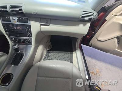 2005 Mercedes-Benz C 230 Kompressor Sedan - zdjęcie 19 z 29 - miniatura