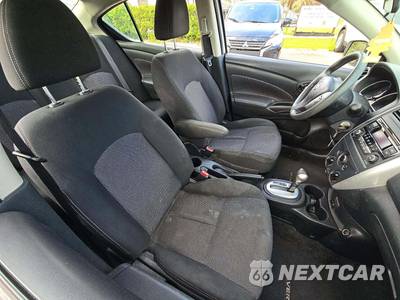 2017 Nissan Versa Sedan SV - zdjęcie 18 z 27 - miniatura