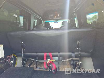2018 Mercedes-Benz Sprinter 2500 Passenger Van High Roof 144.3" WB - zdjęcie 15 z 25 - miniatura