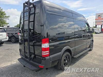 2018 Mercedes-Benz Sprinter 2500 Passenger Van High Roof 144.3" WB - zdjęcie 3 z 25 - miniatura