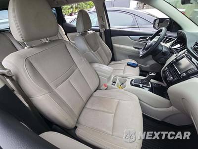 2020 Nissan Rogue Sport SL - zdjęcie 18 z 26 - miniatura