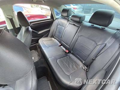 2017 Volkswagen Passat 1.8T SE w/Technology - zdjęcie 13 z 26 - miniatura