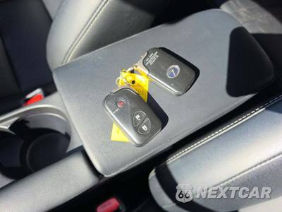 2017 Lexus CT 200h - zdjęcie 8 z 23 - miniatura