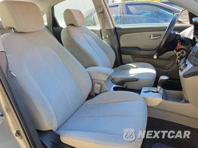2009 Hyundai Elantra SE Sedan - zdjęcie 18 z 30 - miniatura