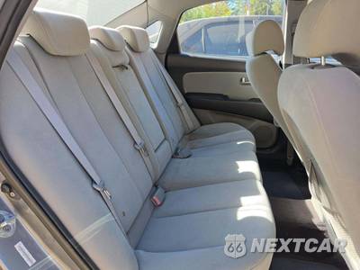 2009 Hyundai Elantra SE Sedan - zdjęcie 16 z 30 - miniatura