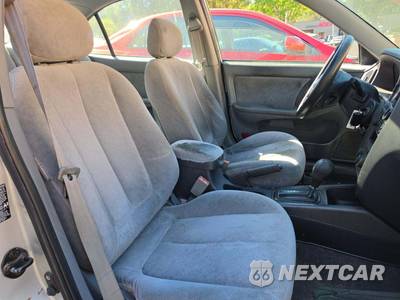 2005 Hyundai Elantra GT Sedan - zdjęcie 18 z 42 - miniatura