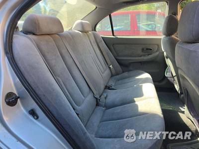 2005 Hyundai Elantra GT Sedan - zdjęcie 16 z 42 - miniatura