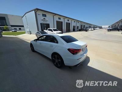 2019 Mercedes-Benz A 220 - zdjęcie 2 z 35 - miniatura