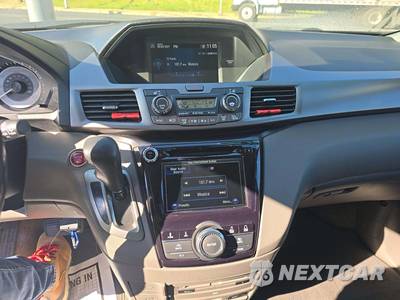 2016 Honda Odyssey EX-L 118.1" WB - zdjęcie 10 z 39 - miniatura