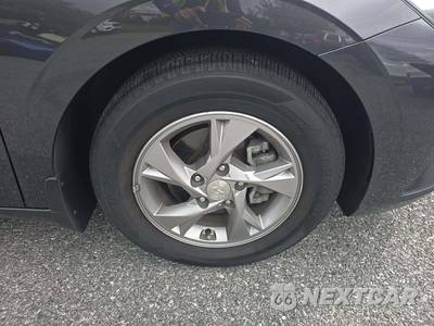2021 Hyundai Elantra SE - zdjęcie 21 z 23 - miniatura