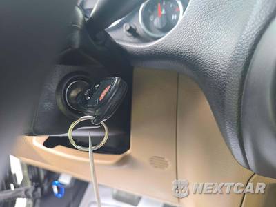 2015 Jeep Wrangler Unlimited Sahara - zdjęcie 5 z 22 - miniatura