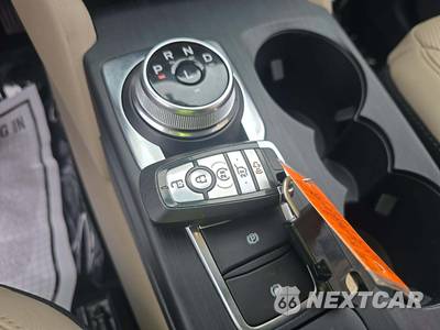 2022 Ford Escape SEL - zdjęcie 5 z 26 - miniatura