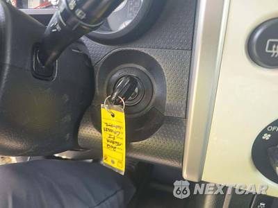 2012 Toyota FJ Cruiser w/Rear Doors - zdjęcie 5 z 28 - miniatura