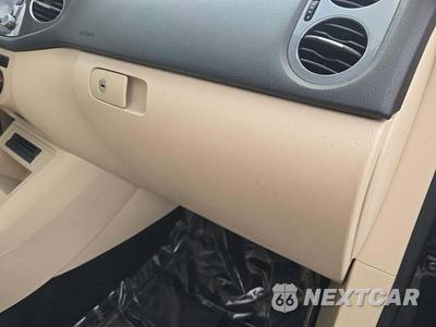 2015 Volkswagen Tiguan SE w/Appearance - zdjęcie 16 z 27 - miniatura