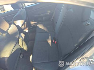 2014 Subaru Impreza Sedan 2.0i - zdjęcie 13 z 35 - miniatura