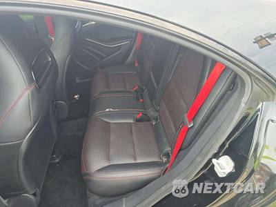 2018 Mercedes-Benz AMG CLA 45 4MATIC - zdjęcie 13 z 32 - miniatura