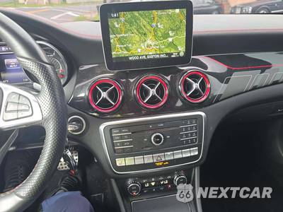 2018 Mercedes-Benz AMG CLA 45 4MATIC - zdjęcie 9 z 32 - miniatura