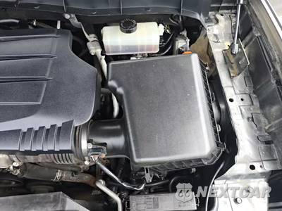 2017 Nissan TITAN SV Crew Cab Short Bed - zdjęcie 31 z 31 - miniatura