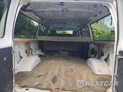 2012 Ford Super Duty E-350 Commercial Cargo Van 138.0" WB - zdjęcie 14 z 31 - miniatura
