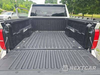 2024 Toyota Tacoma SR5 Crew Cab Medium Bed - zdjęcie 11 z 21 - miniatura