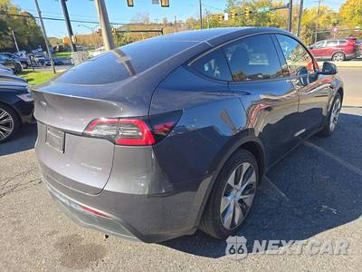 2023 Tesla Model Y Long Range - zdjęcie 3 z 28 - miniatura
