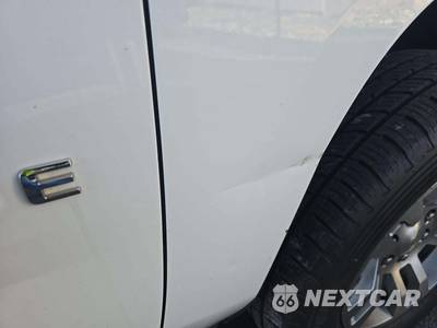 2015 Chevrolet Tahoe LT 1LT - zdjęcie 33 z 34 - miniatura
